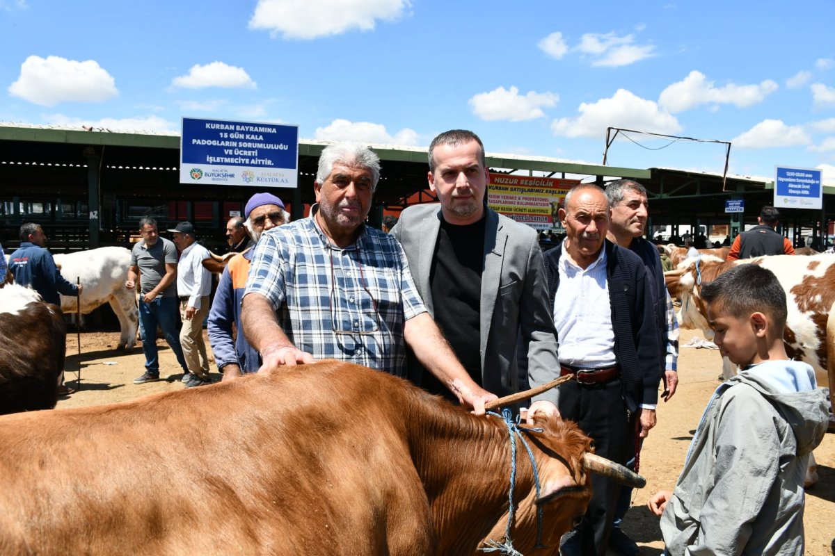Karademir: “Malatya’mız Bayrama Hazır, Esnafımız da Hemşehrilerimiz de Memnun”