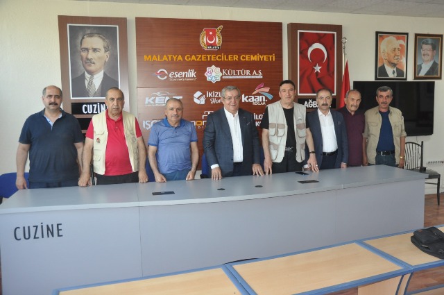 İş İnsanı Erdoğan'dan Malatya Gazeteciler Cemiyetine Ziyaret