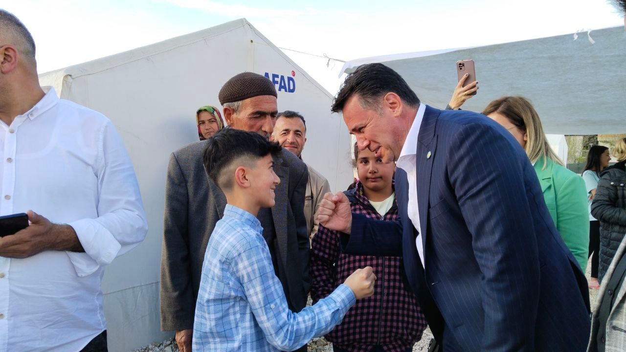 İYİ Partili Göçmez'den Bayram Ziyaretleri