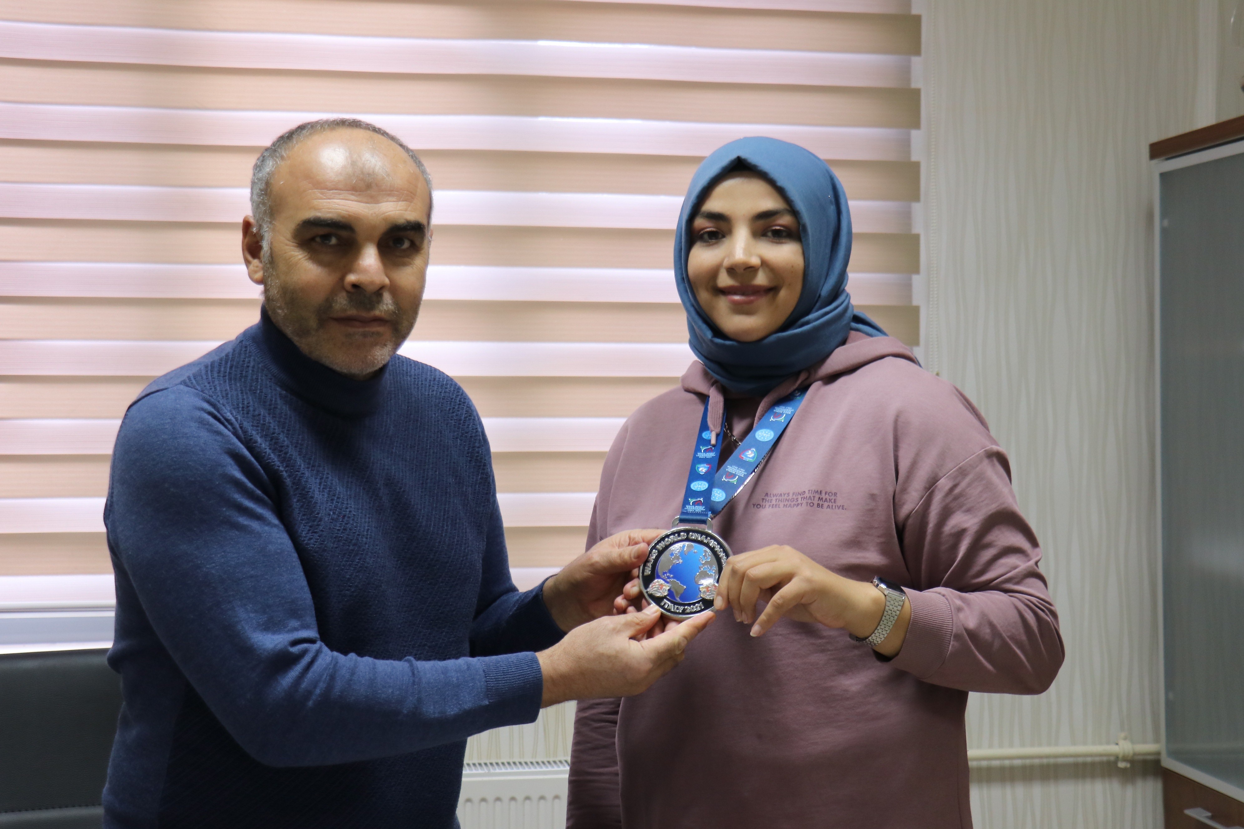 Kadınsın Yapamazsın Dediler "Dünya İkincisi Oldu"