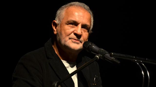 Kenan Işık Hayatını Kaybetti