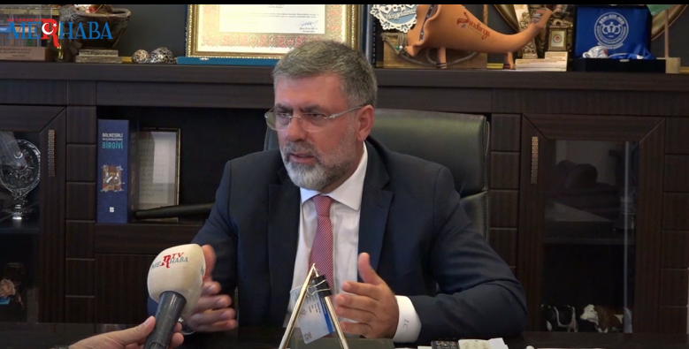 Kepsutlu'lardan Başkana "Yeşil Soyalist" Lakabı