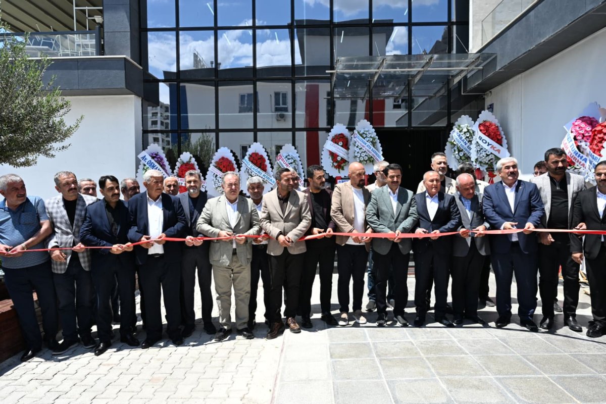 Kiras Hukuk Bürosu Görkemli Bir Törenle Hizmete Açıldı.