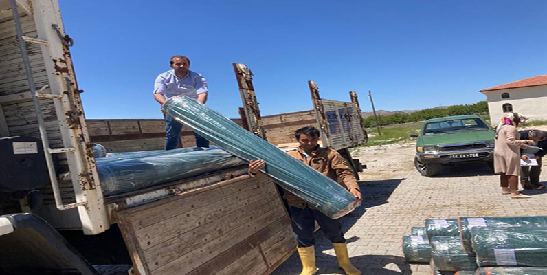 Kuluncak'ta Üreticilere Kurutmalık Dağıtıldı