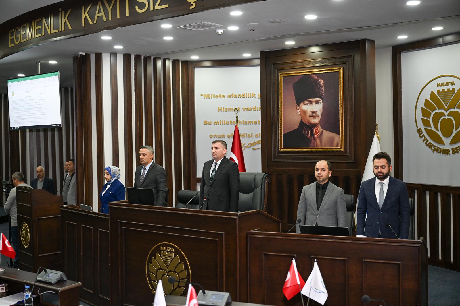 Malatya Büyükşehir Belediye Meclisi Kasım Ayı Toplantısı Yapıldı  AYHAN “MİLLETİMİZİN BAŞI SAĞOLSUN”