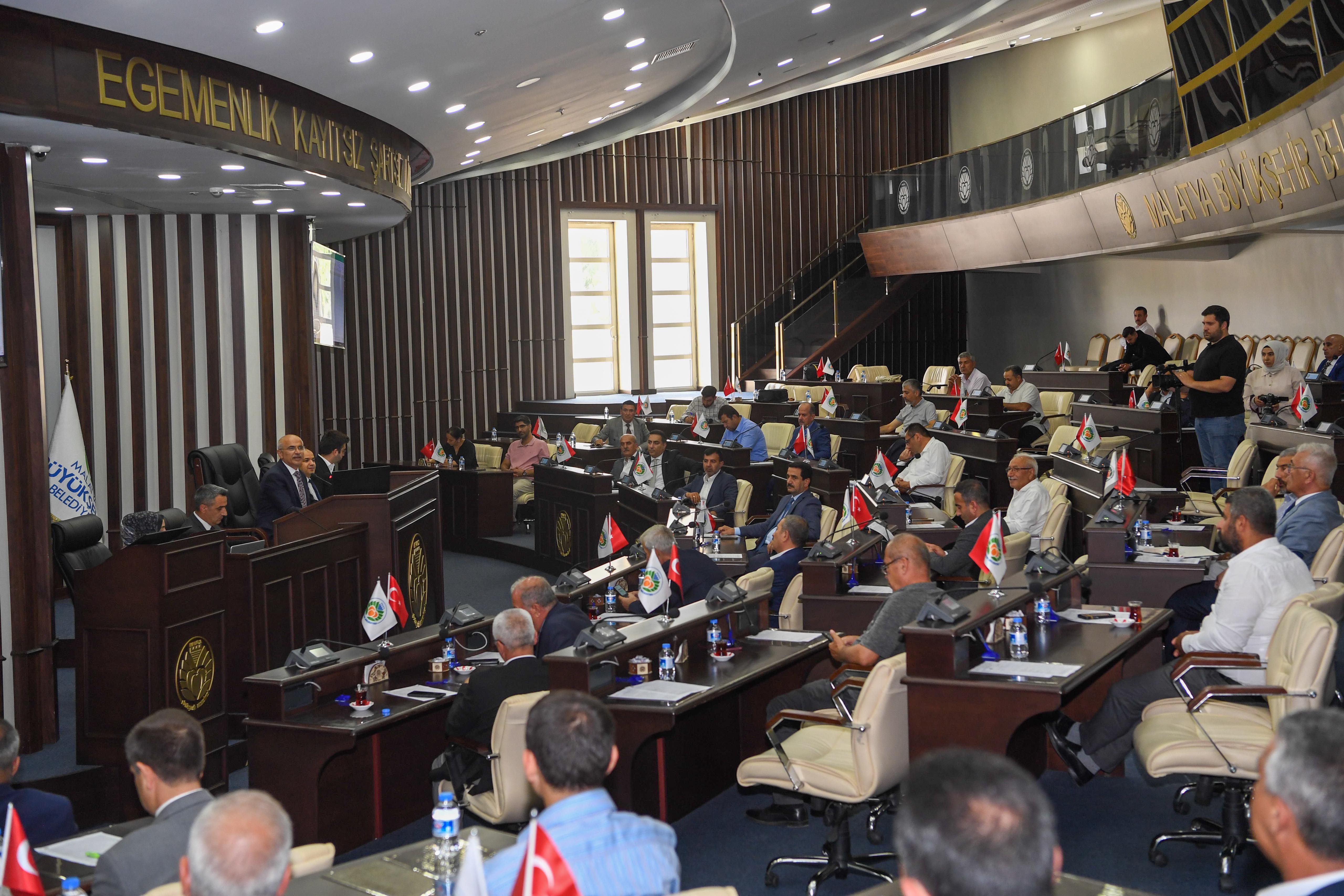 “MALATYA’MIZ İÇİN TAŞ ÜSTÜNE TAŞ KOYAN  HERKESTEN ALLAH RAZI OLSUN”