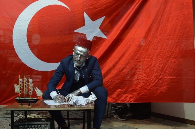 Mehmet Akif Ersoy'un Canlı Heykel Gösterisi Yapıldı