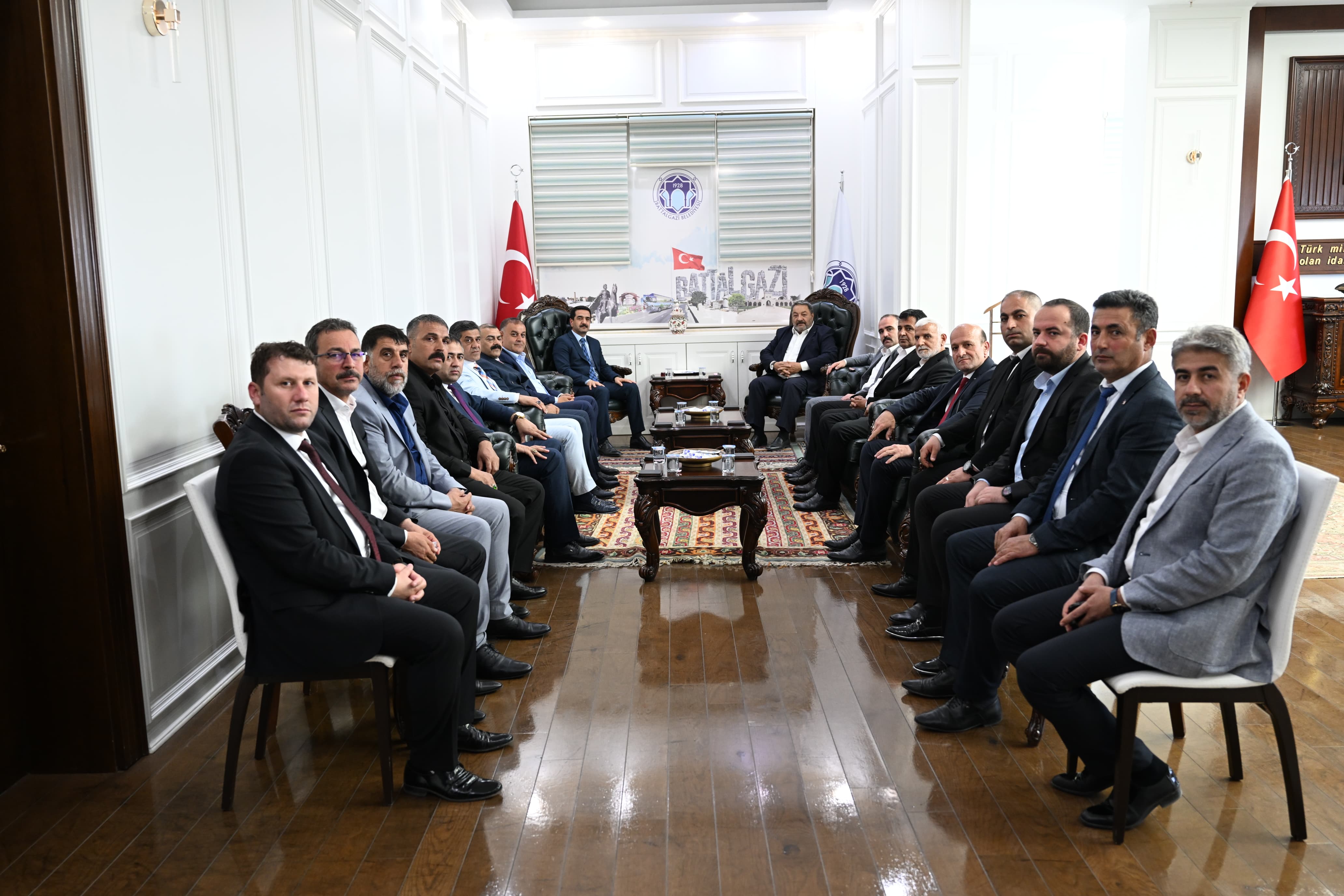 MHP Heyetinden Başkan Taşkın’a Hayırlı Olsun Ziyareti