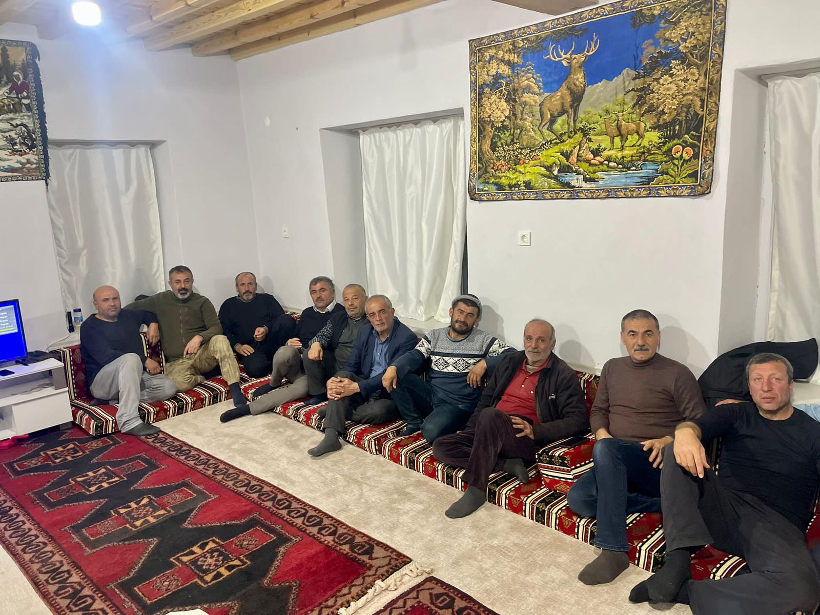 MHP Kuluncak Teşkilatı "Komşum Nasılsın?" Ziyaretlerini Sürdürüyor