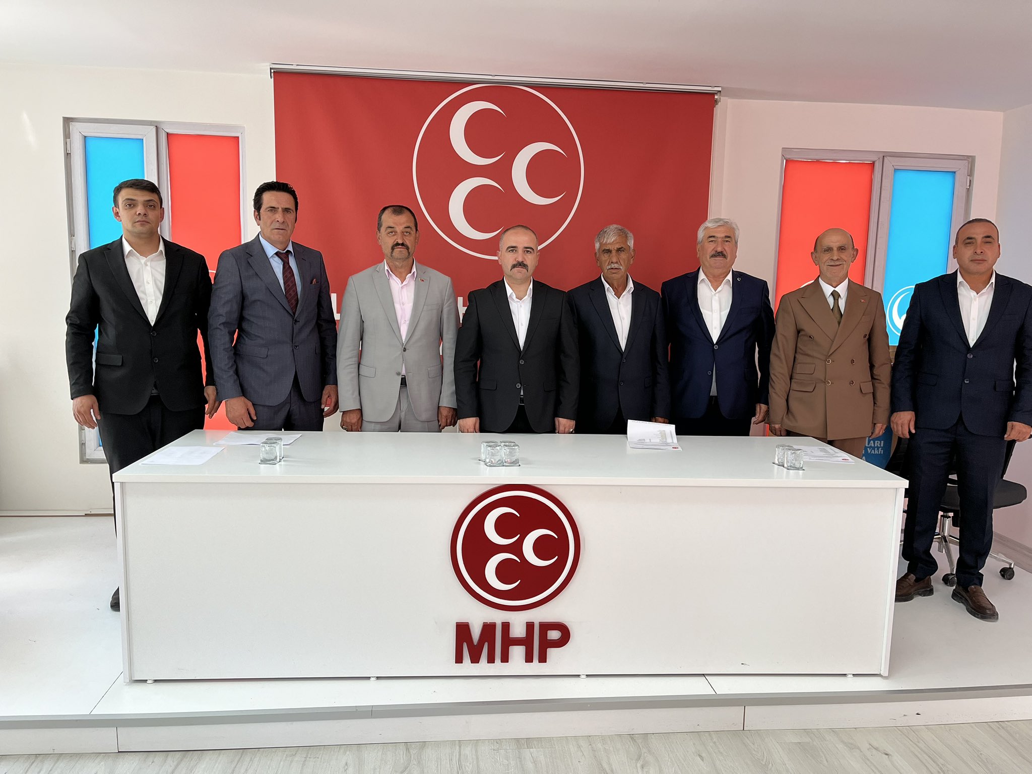 MHP Malatya'da Büyük Değişim: 7 İlçeye Yeni Başkan Atandı!