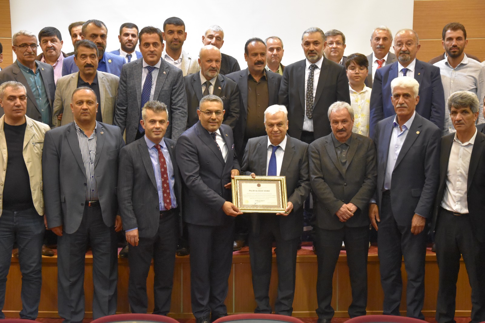 MTSO'dan  Prof. Dr. Sezai Yılmaz'a “Şeref Üyeliği” Unvanı