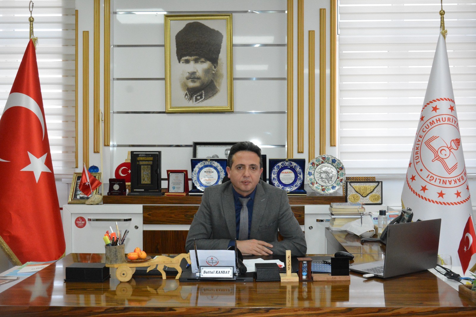 Müdür Kanbay: “Okullarımızda kapalı sınıfımız yok”