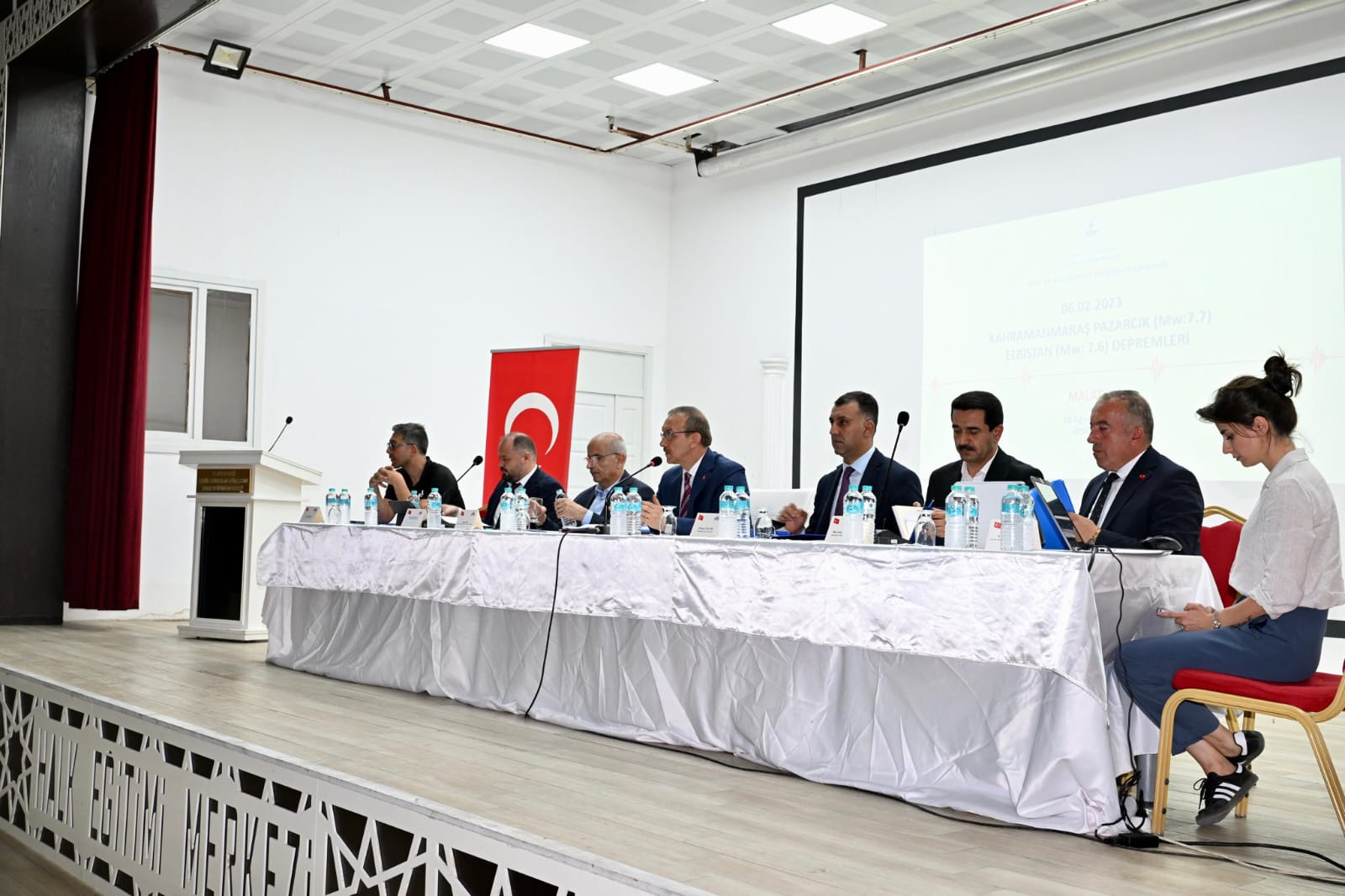 Muhtarlar Toplantısı Yapıldı