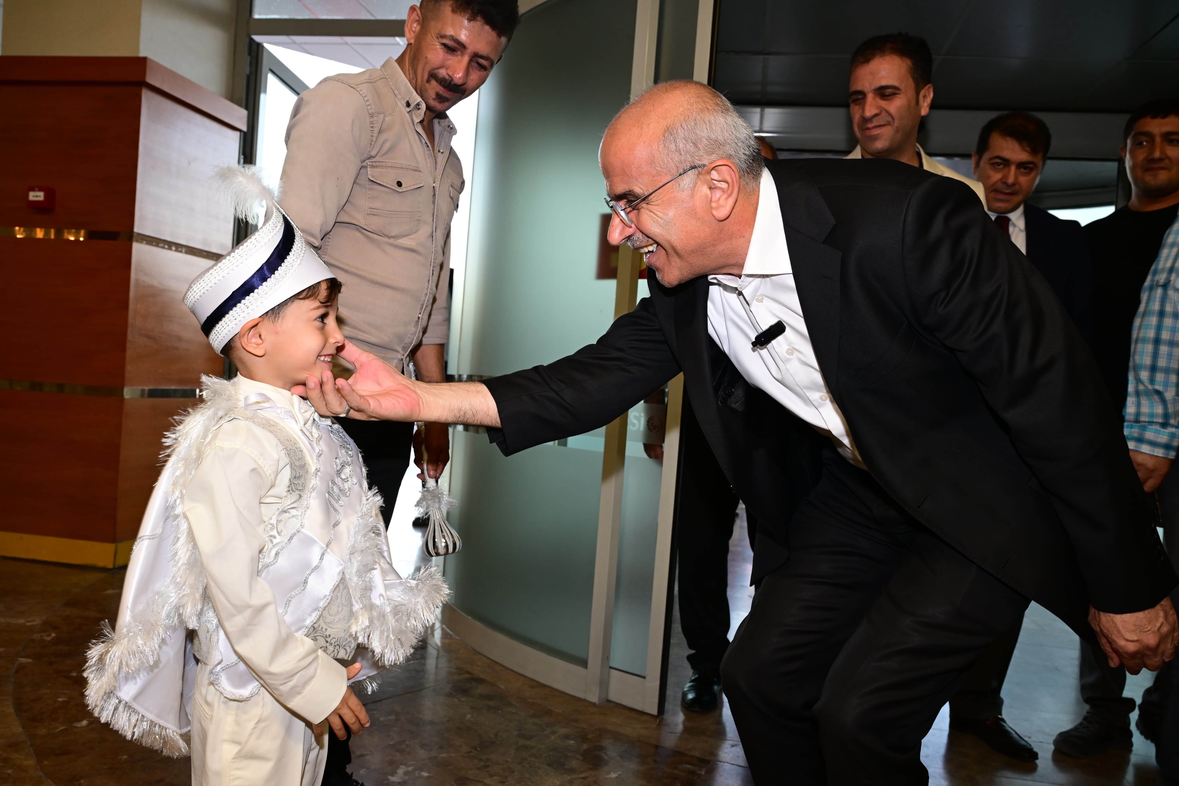 NİKAH SARAYINDA SÜNNET ŞÖLENİ DÜZENLENDİ