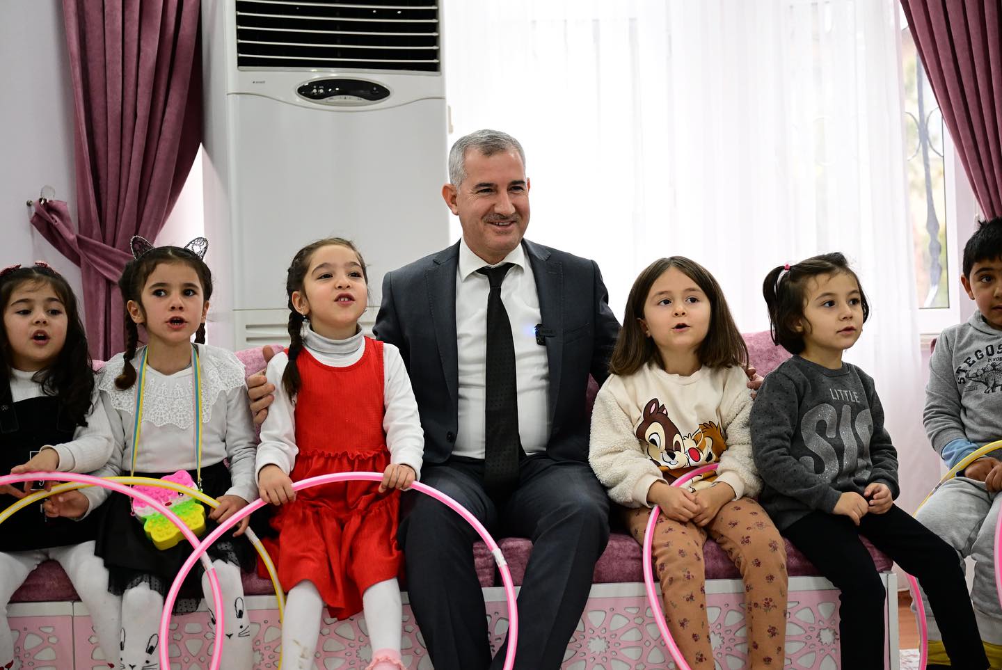 Öğrencilerden Başkan Çınar'a Ziyaret