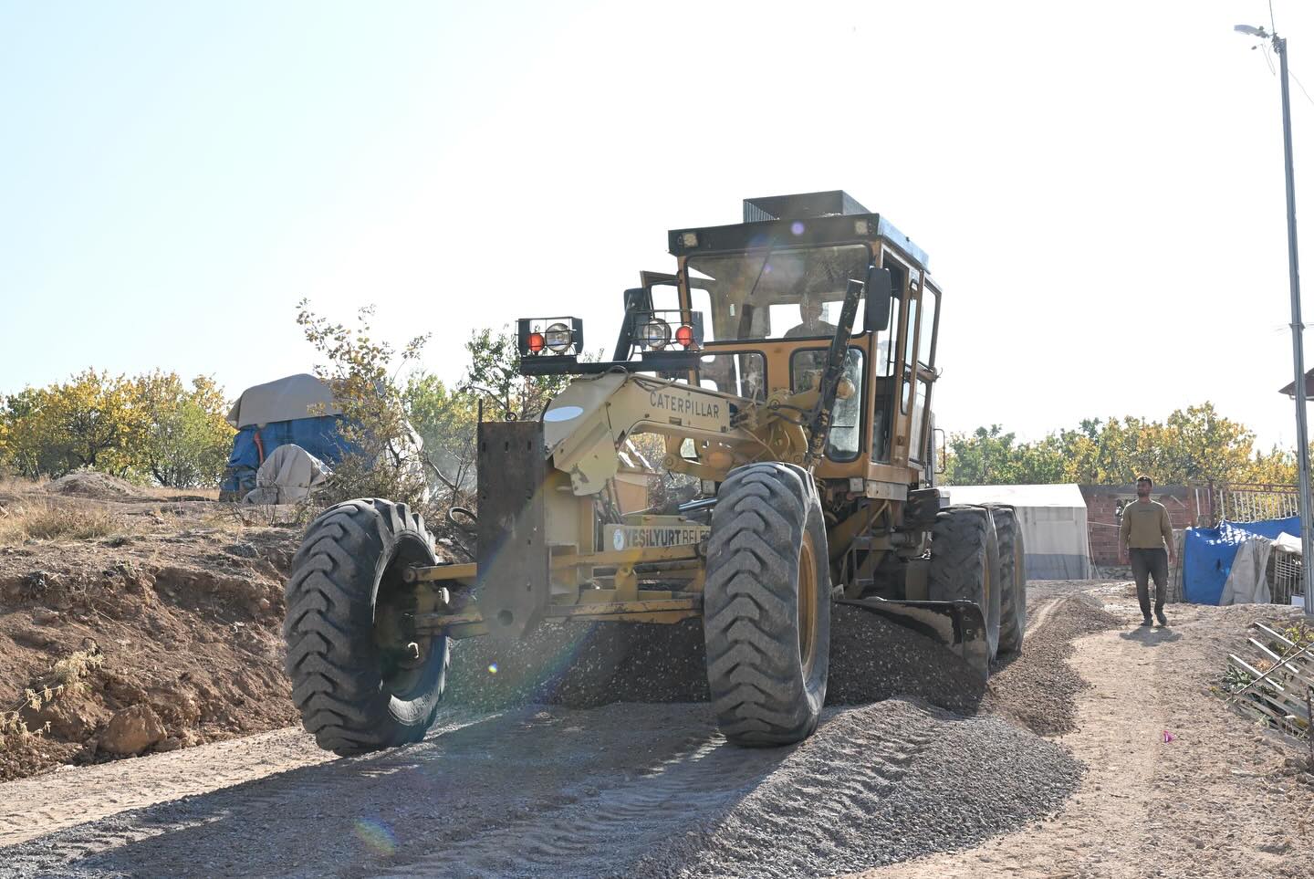 Oluklu Mahallesi Kaliteli Yol Ağıyla Donatılıyor