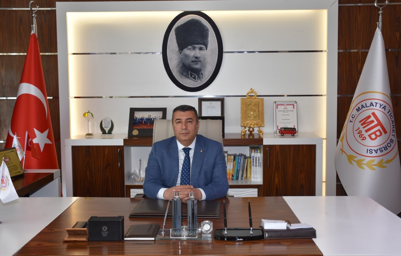 Özcan’dan Zafer Bayramı mesajı