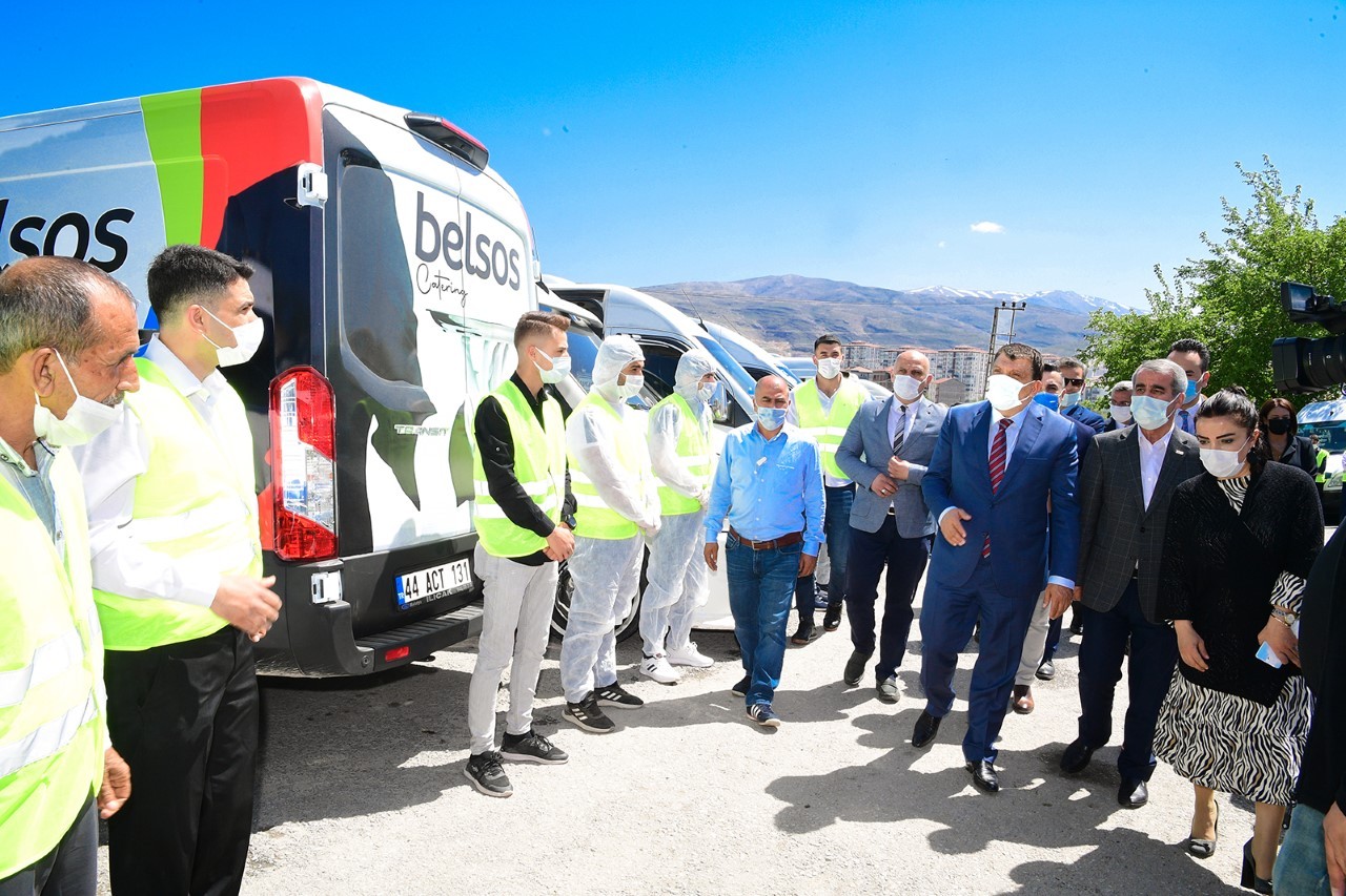 Ramazan’da ihtiyaç sahiplerine iftar ve sahurluk