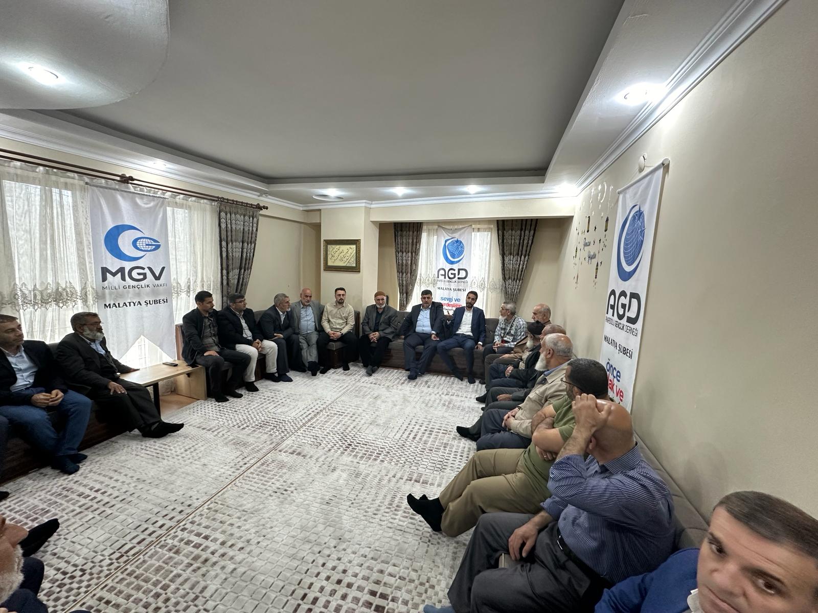 Saadet Partisi'nde Bayramlaşma Töreni