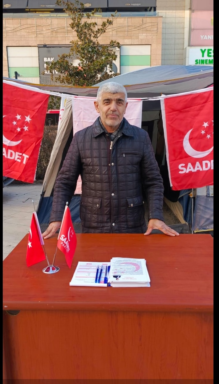 SAADET PARTİSİ YEŞİLYURT İLÇE BAŞKANI NİHAT ŞAHİN TÜRKİYE FUTBOL FEDERASYONU'NUN VERDİĞİ SKANDAL KARARDAN DÖNMESİNİ BEKLİYORUZ.