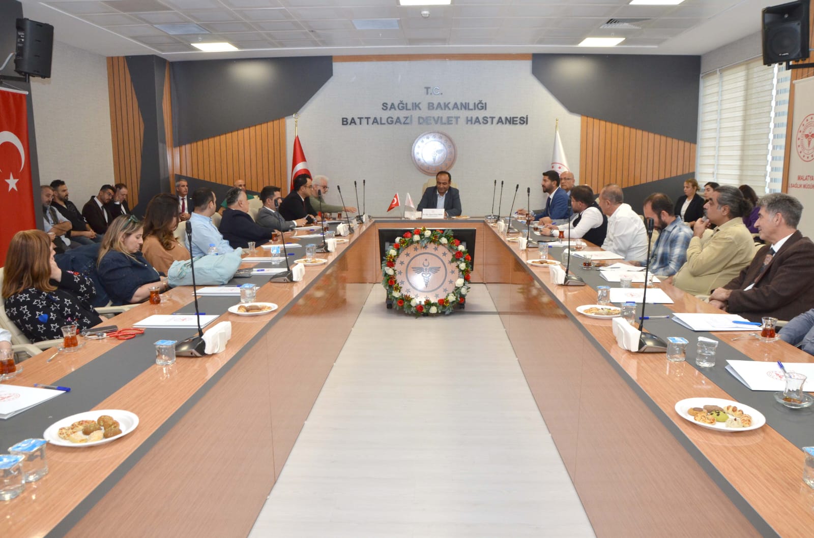 Sağlıkta İş Birliği Güçleniyor: Battalgazi’de Aile Hekimleri ve Hastane Hekimleri Buluştu