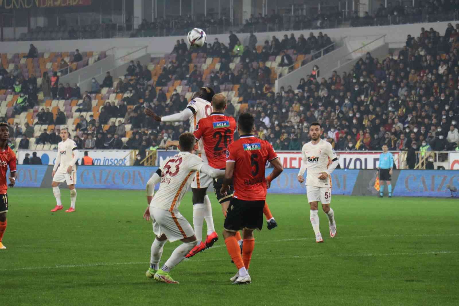 Spor Toto Süper Lig: Yeni Malatyaspor: 0 - Galatasaray: 0