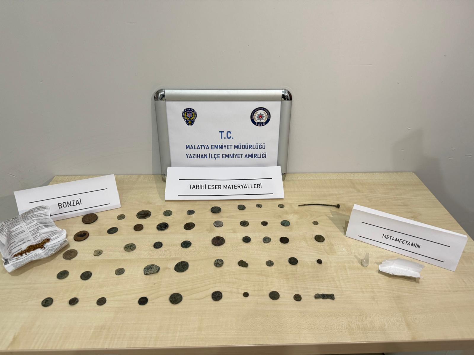 Şüpheli Araçta Tarihi Eser Ele Geçirildi