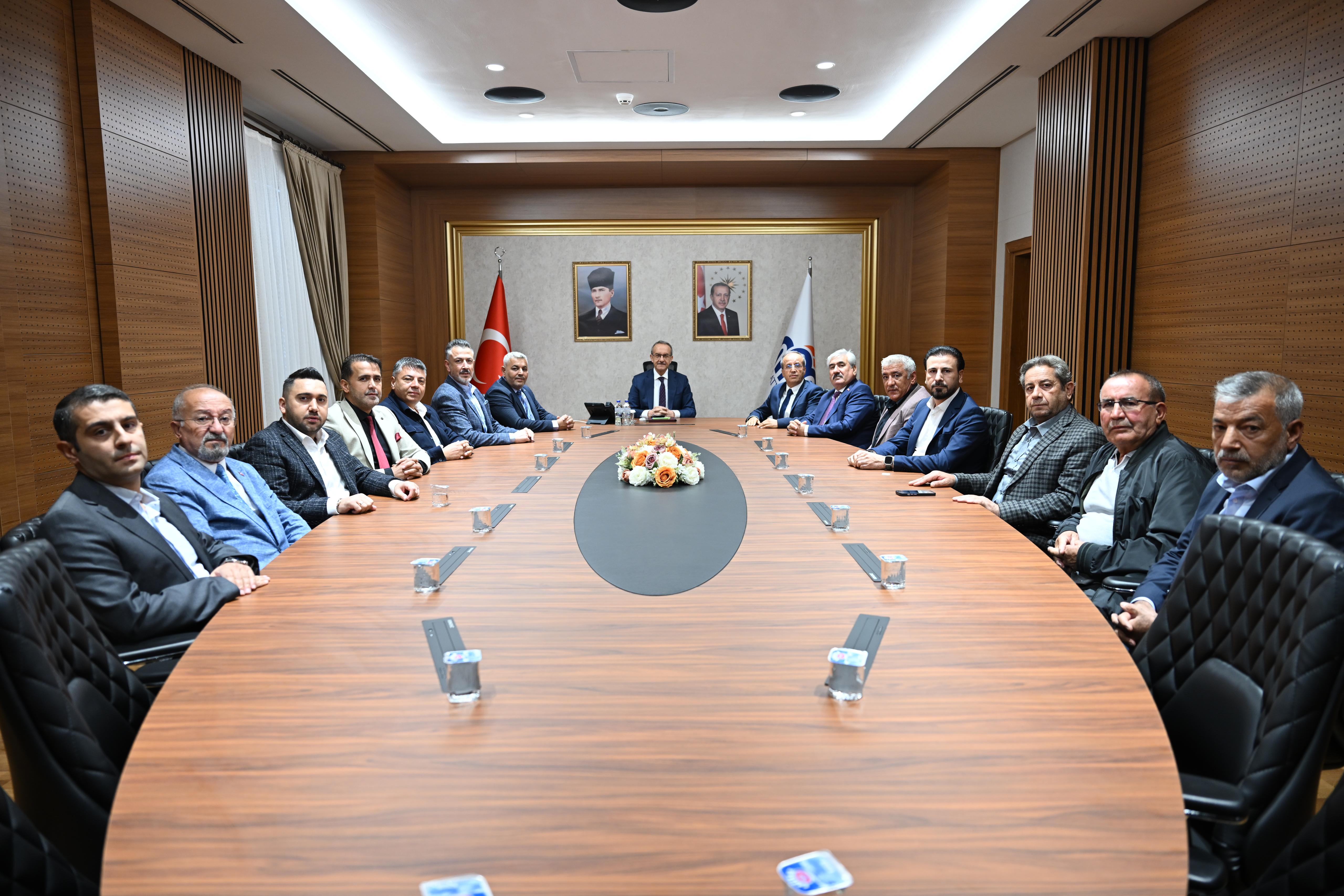 TSO heyeti Vali Seddar Yavuz ile bir araya geldi