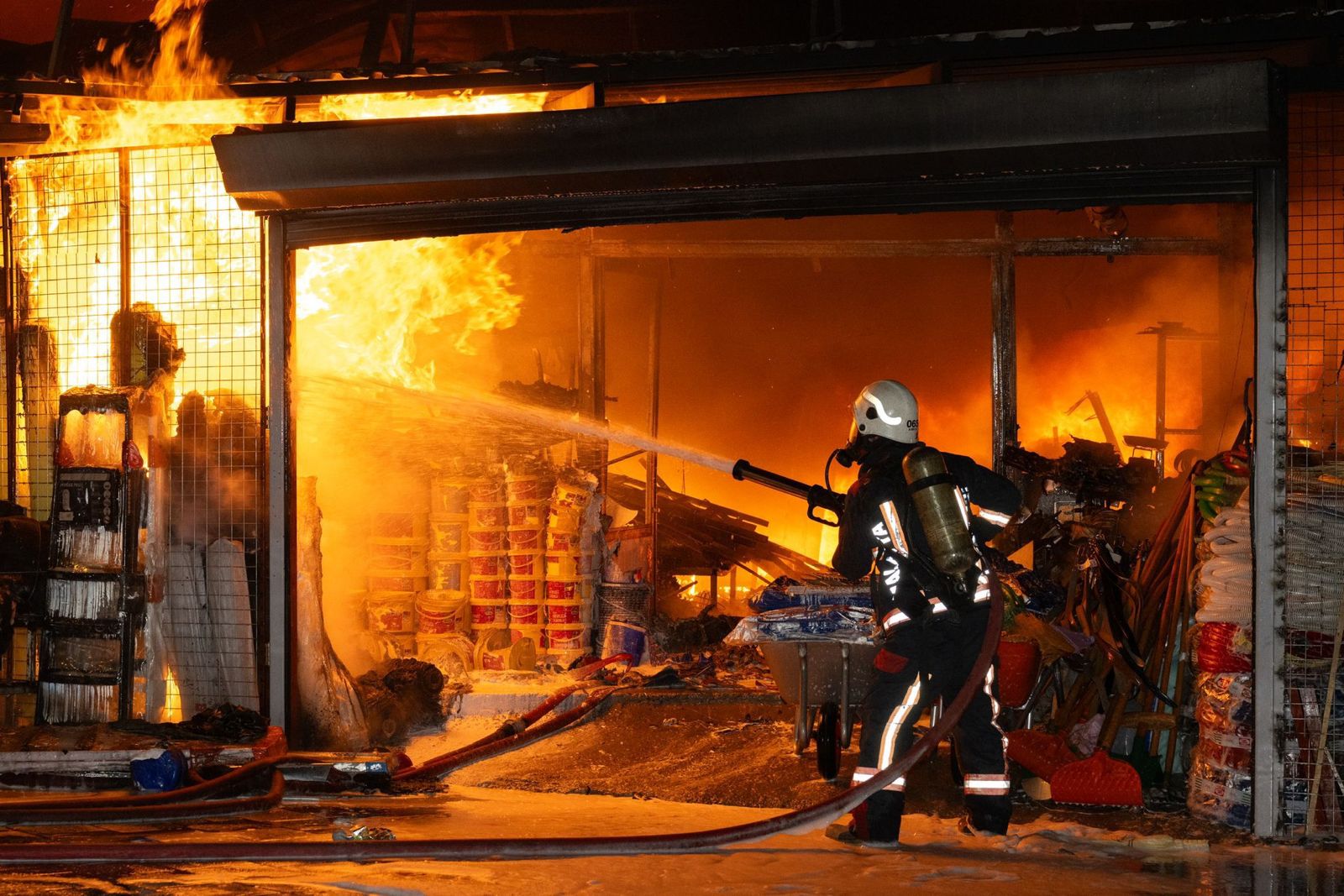 Tüfenkci: “Yangında Oluşan Zararın Bir Kısmını AFAD Ödeyecek”