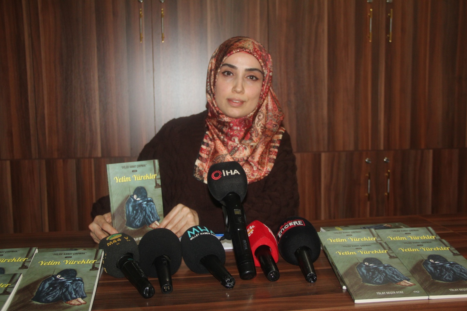 Tülay Ayaz’ın Yetim Yürekler Kitabı Raflardaki Yerini Aldı