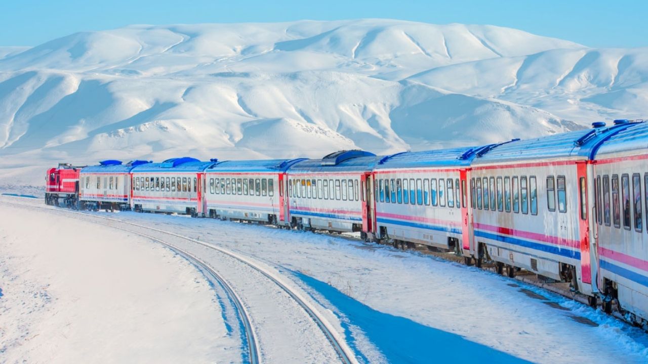 Turistik Doğu Ekspresi kış sezonunun ilk seferine çıkıyor - Birlik Haber Ajansı