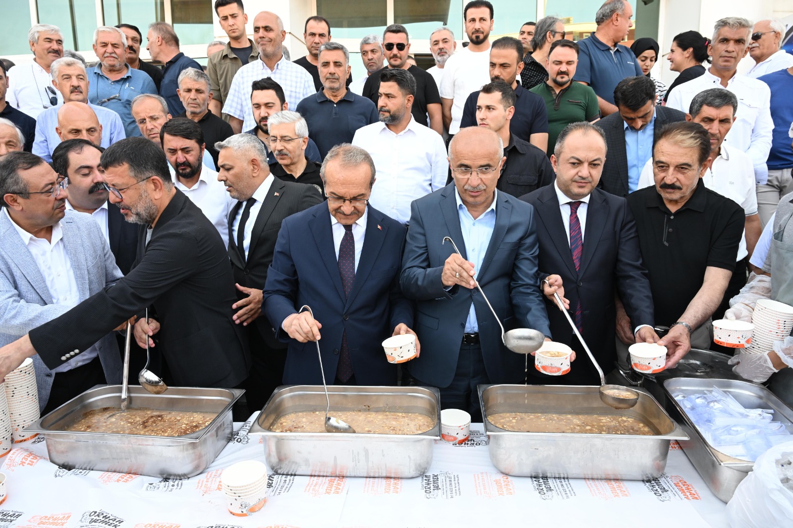 Vali Seddar Yavuz Aşure Etkinliğine Katıldı