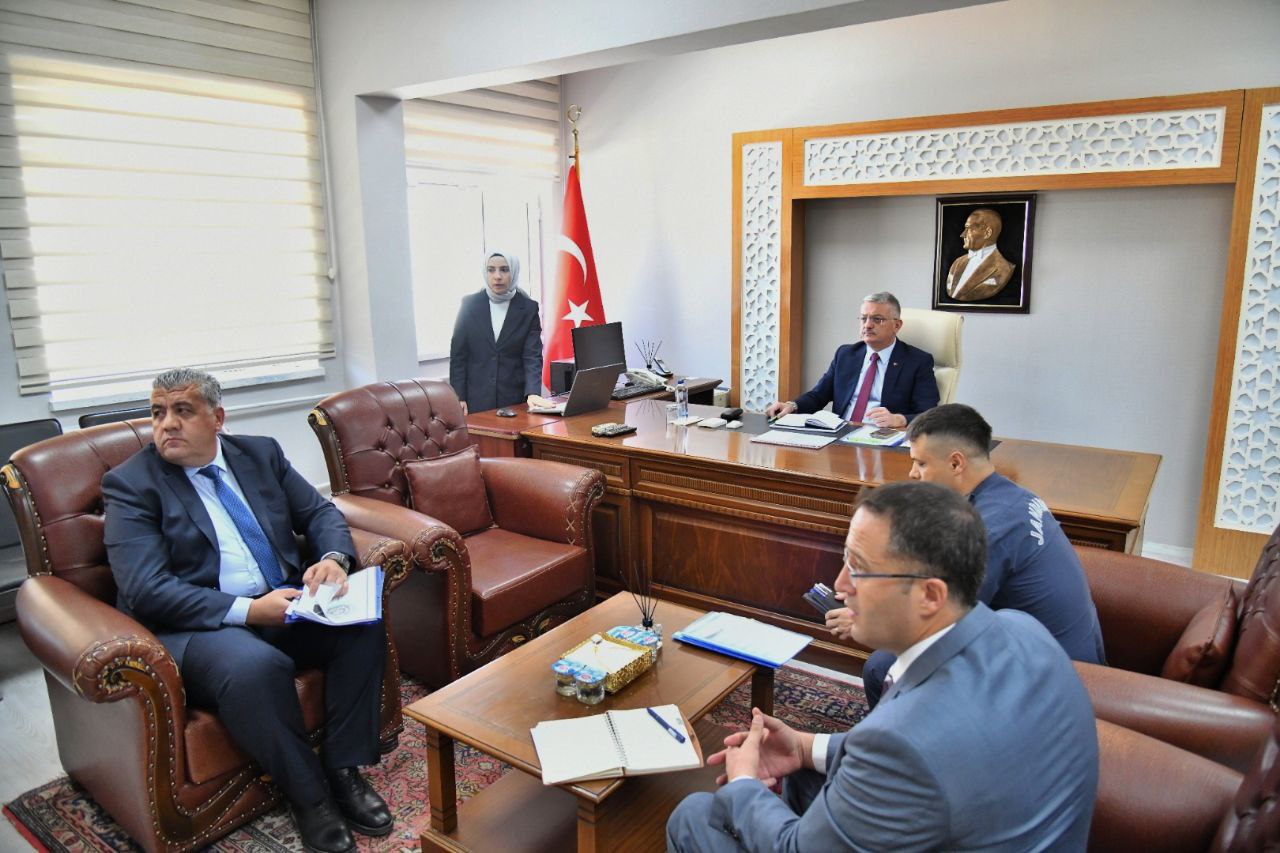 Vali Yazıcı'dan Yeşilyurt'a Ziyaret