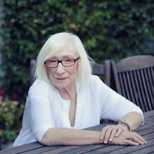 Yazar Alev Alatlı hayatını kaybetti