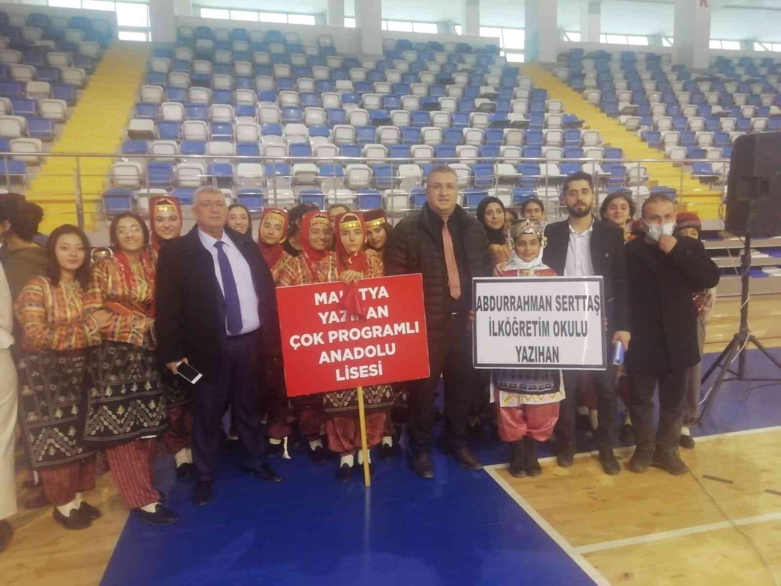 Yazıhanlı gençler kurslarla başarı elde ediyor