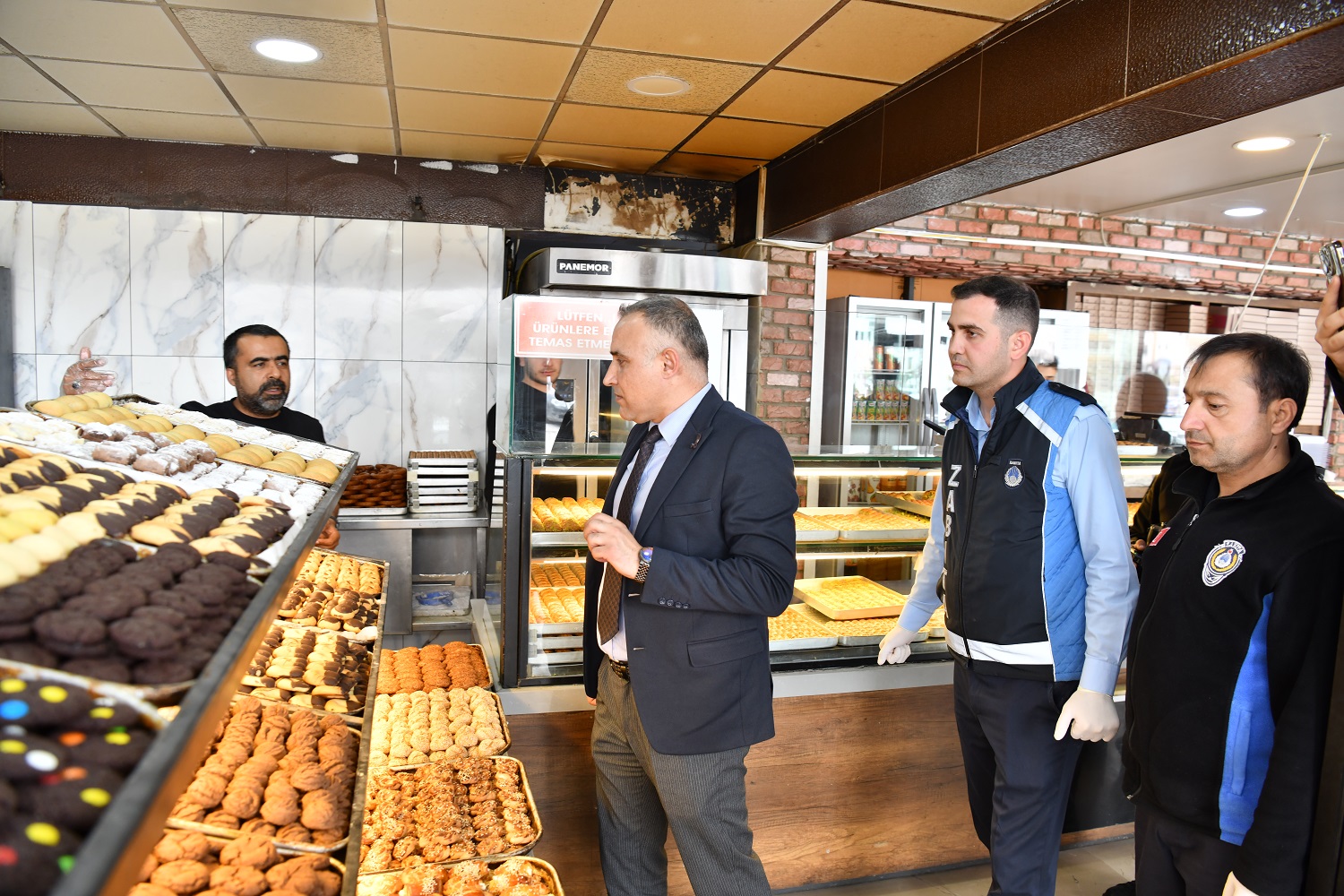 Yeşilyurt Belediye Zabıtası, ‘Bayram’ Denetimlerini Artırdı