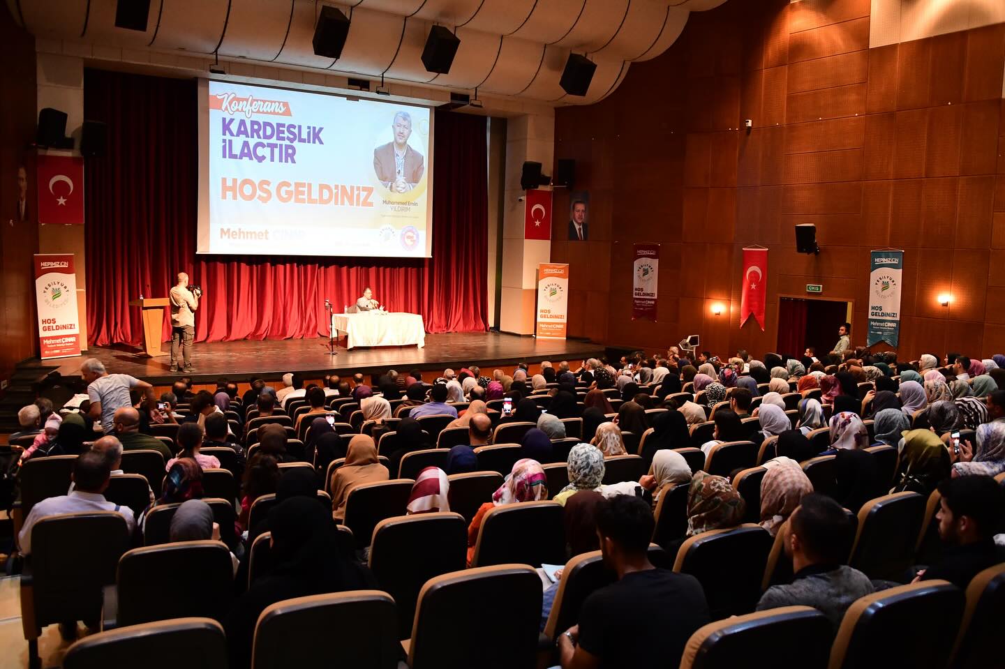 Yeşilyurt Belediyesinden "Kardeşlik İlaçtır" Konferansı