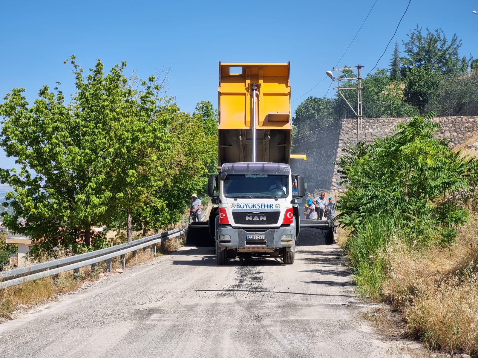 Yıldıztepe'de Asfalt Çalışmaları Sürüyor