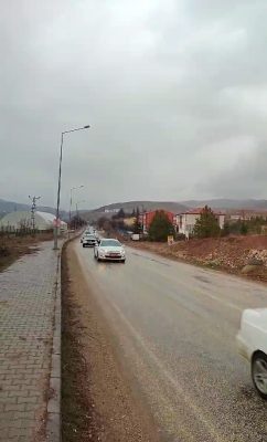 Yüzlerce Araçlık Konvoyla Cumhurbaşkanını Karşıladılar