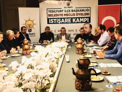 AK PARTİ İSTİŞARE KAMPI DÜZENLENDİ