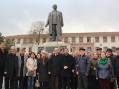 CHP İSMET İNÖNÜ’YÜ ÖLÜM YIL DÖNÜMÜNDE ANDI