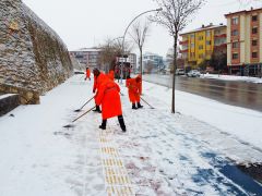 BATTALGAZİ BELEDİYESİ’NDEN KARLA MÜCADELE ÇALIŞMASI