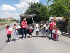 Türk Kızılayı Arguvan’da maske dağıttı