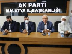 AK Parti Malatya İl Başkanlığında bayramlaşma töreni