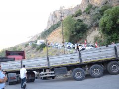 Günpınar Şelalesinin güzelliği eşsiz, trafiği eziyet