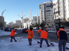 Malatya’daki yollar kardan temizlendi