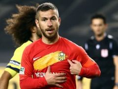 Süper Lig’in en çok gol atan yerli futbolcusu: Adem Büyük