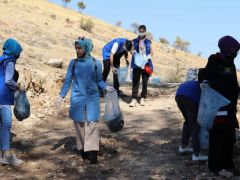 “Atıksız Bir Dünya” için gençlerden örnek hareket