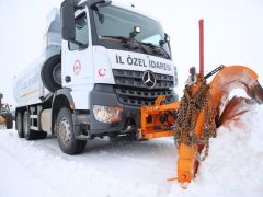 Elazığ’da kar nedeniyle 12 köy yolu kapandı