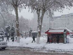 Malatya’da kar etkisini sürdürüyor